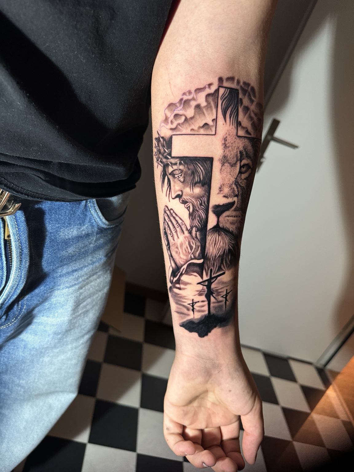 Lion & Jesus tattoo by John Paul Curtis